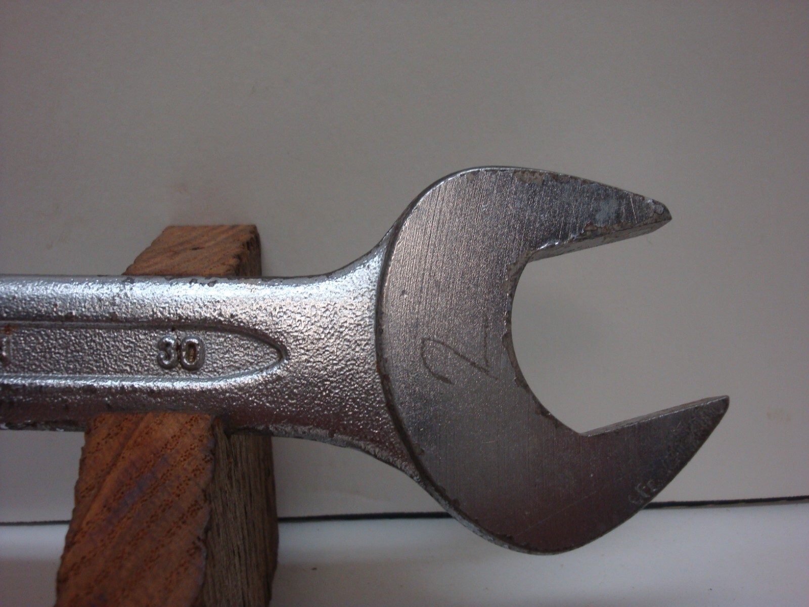 Unior Extra 30 X 32 MM Chrom-Vanadium Open End Wrench