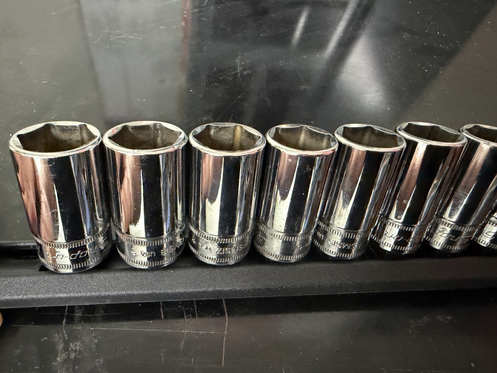 SNAP-ON 1/4″ drive deep 6-point and shallow 12-point METRIC sockets