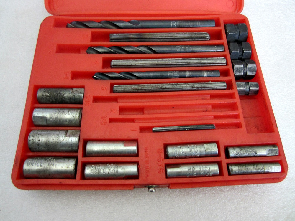 Vintage Blue-Point Screw Extractor Set No. 1020 Partial Set Made in USA