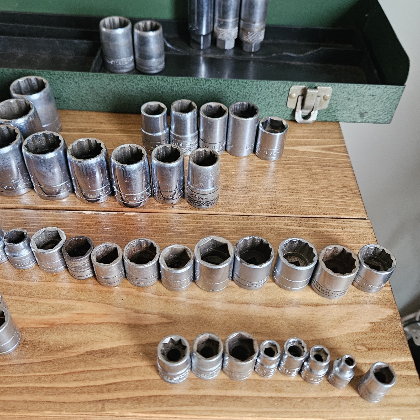 Large Mixed SK Tool, Sockets, Wrenches & Ratchets Lot