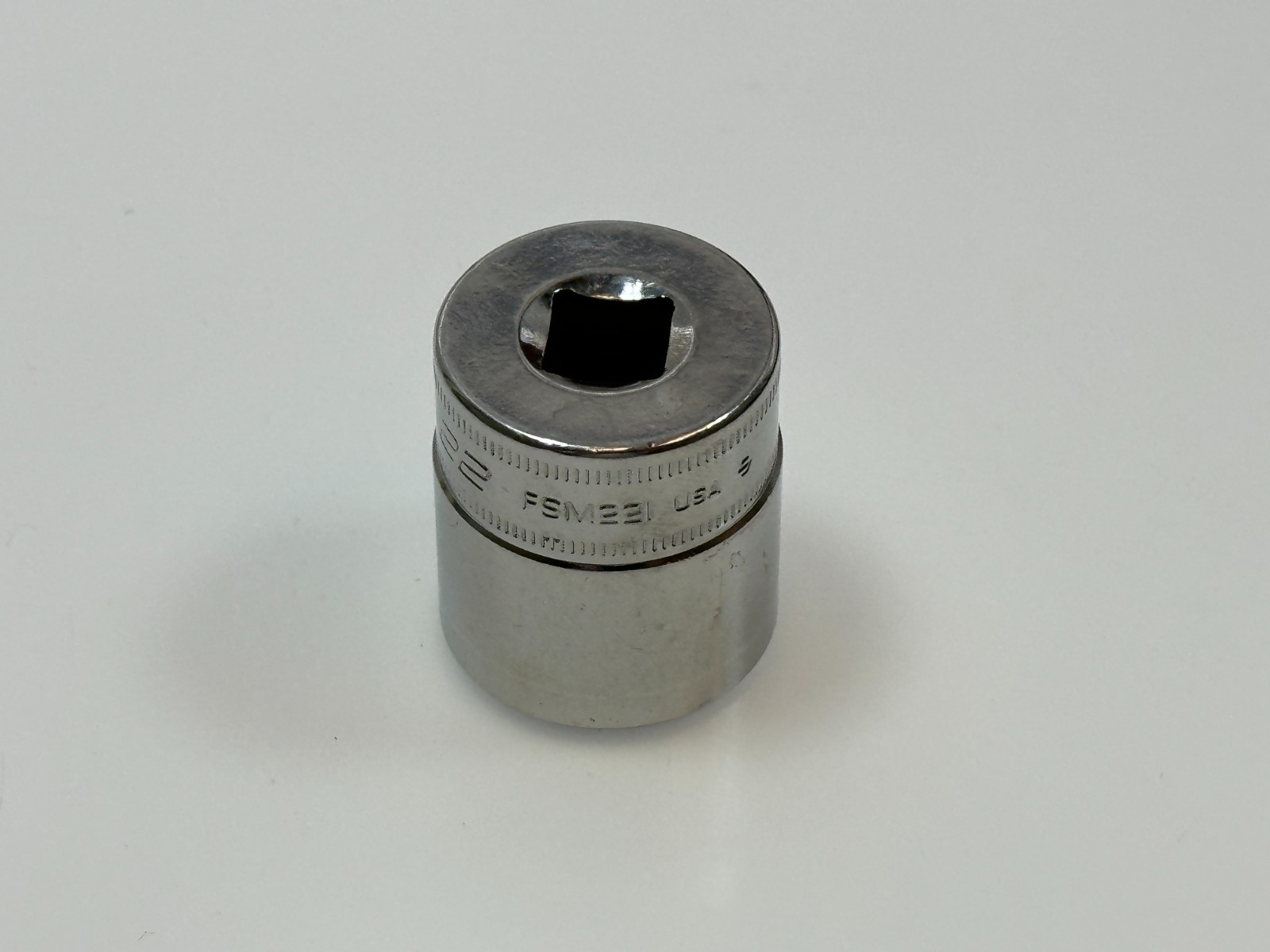 🇺🇸Snap-On Tools USA 3/8 Drive 22mm Metric 6 Point Shallow Chrome Socket FSM221