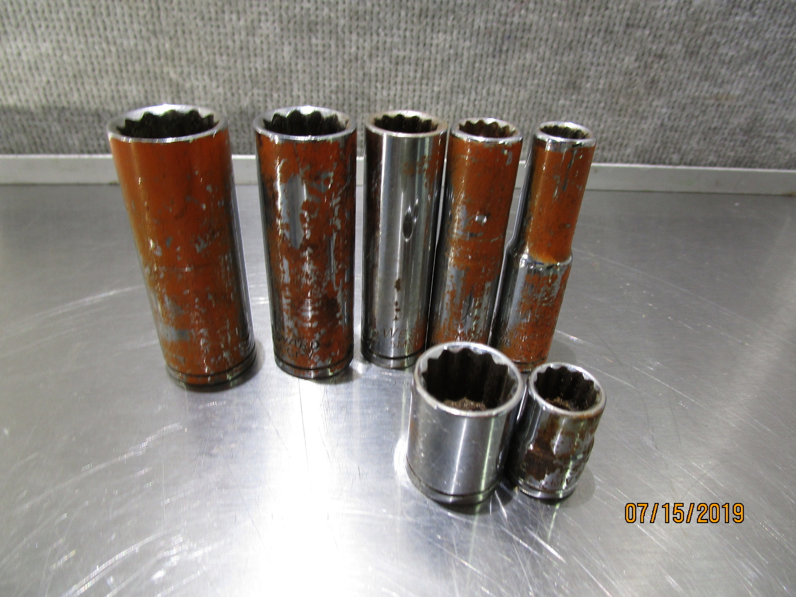 Misc Westward 3/8 Dr Metric and SAE Sockets – 17 Total Pieces