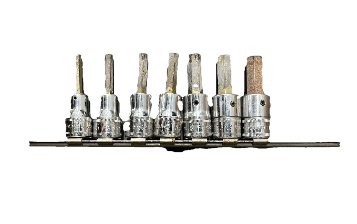 Snap-On 207EFAMY 7 pc 3/8″ Drive Metric Hex Bit / Allen head Socket Set 4-10 mm
