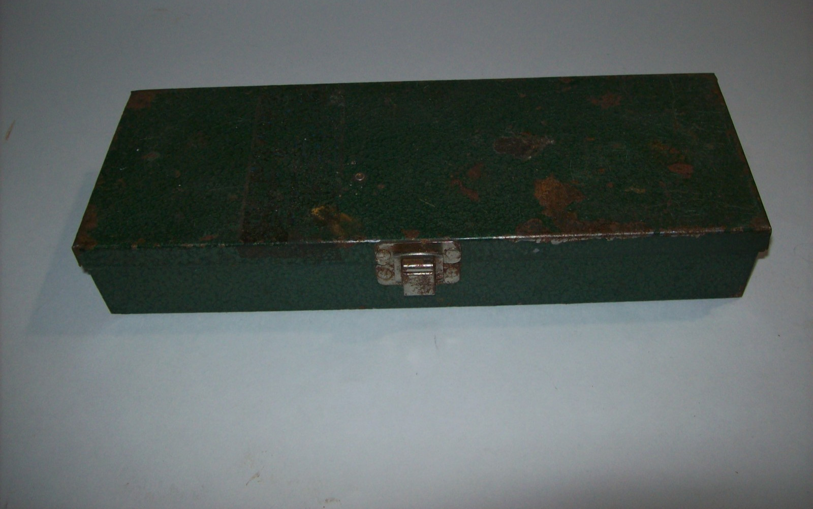 EMPTY Vintage S-K Tools Green Metal Socket Set Case Box, 11″L x 4″ W x 1.75″ T