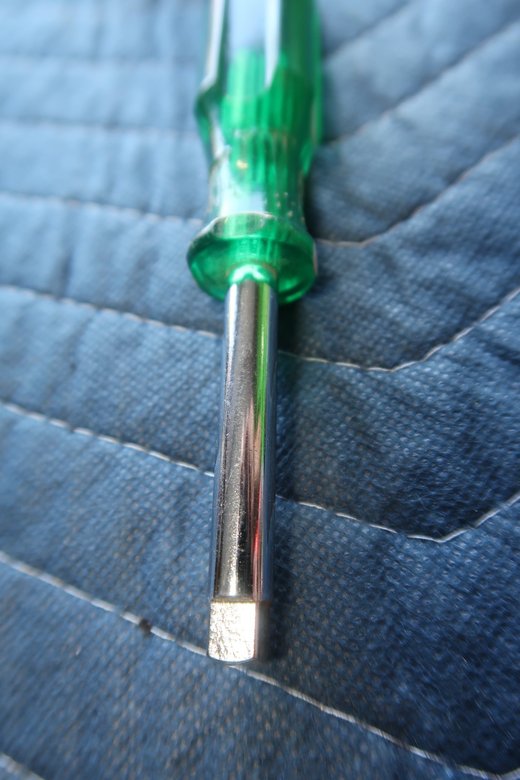 SK Tools 1/4″ Drive Green Handle Spinner Handle Driver 40954 Nice see pictures!