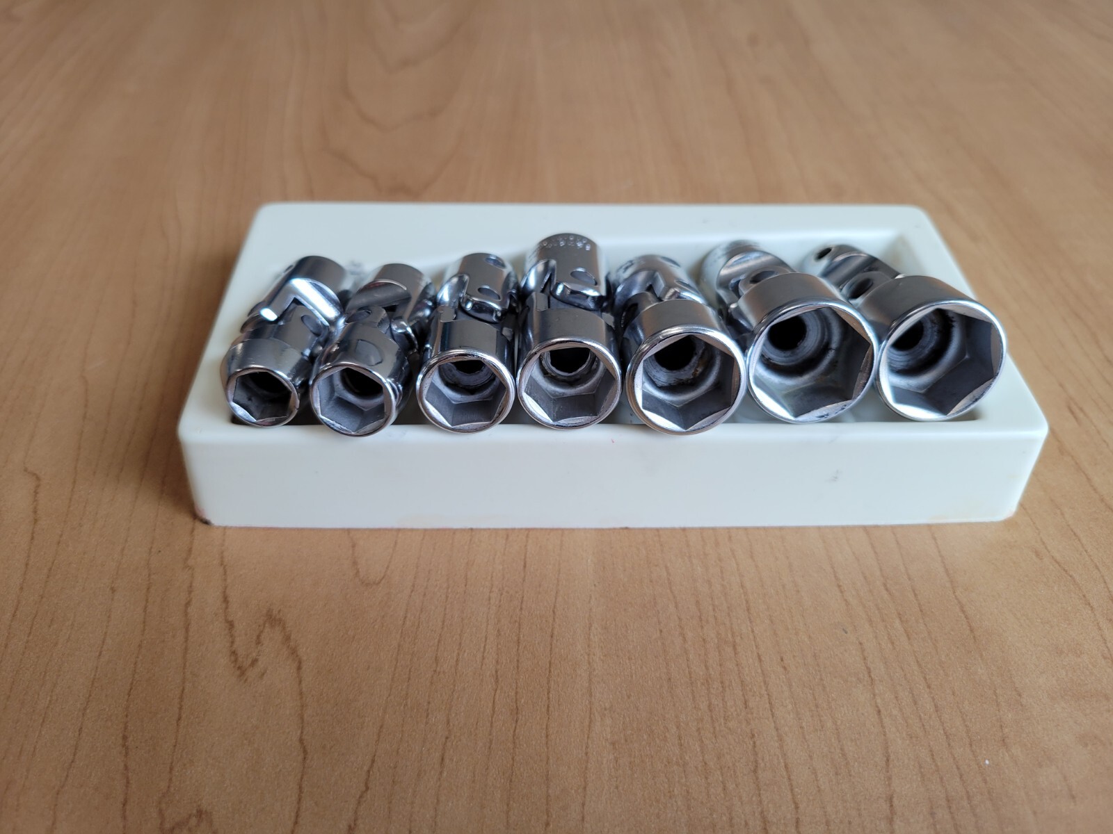 Proto 7 Piece 3/8″ Drive 6 Point SAE Universal Joint Socket Set 3/8 through 3/4
