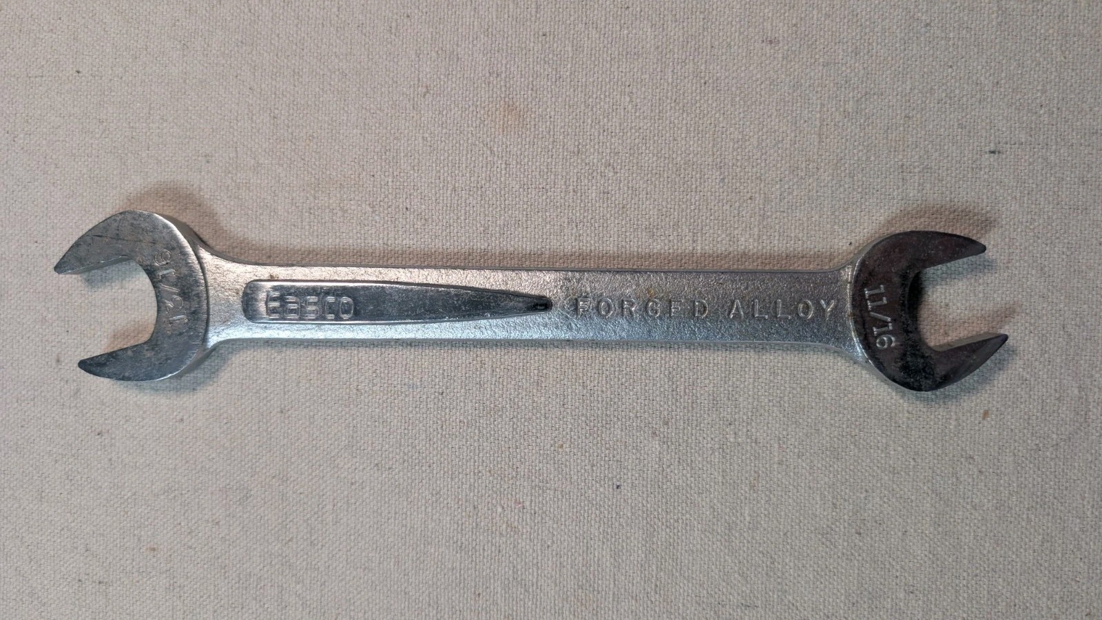 Easco 13/16-in. x 11/16-in. Open-End Wrench 61 126