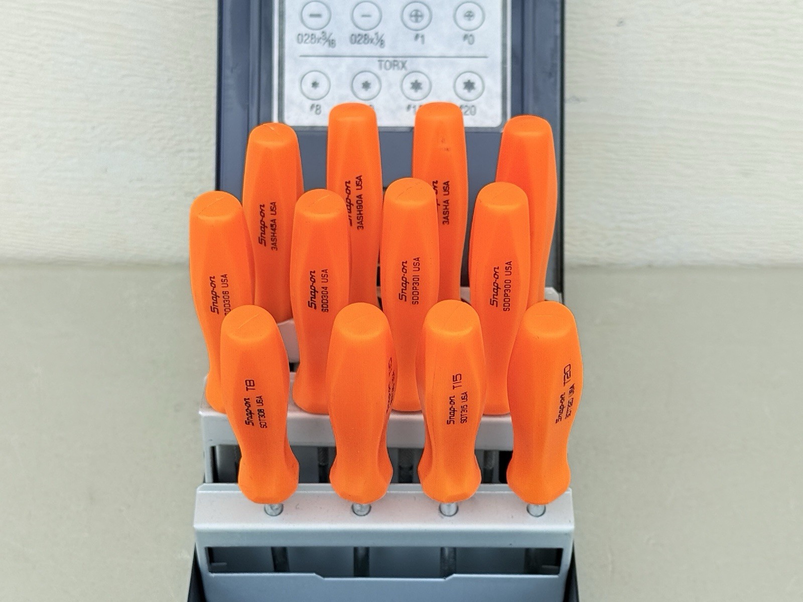 Snap On USA 12 Piece ORANGE Hard Handle Mini Tip Combination Set MINI12PAKO