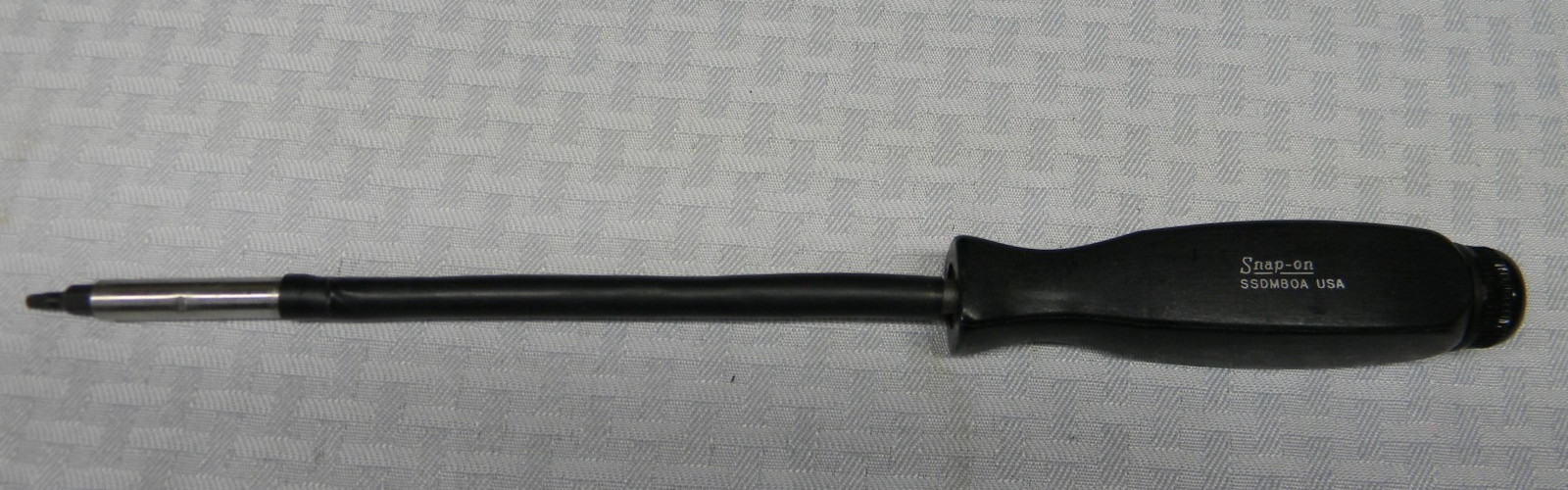 VINTAGE SNAP-ON 12″ LONG BLACK HARD HANDLE MAGNETIC TORX BIT DRIVER #SSDM80A