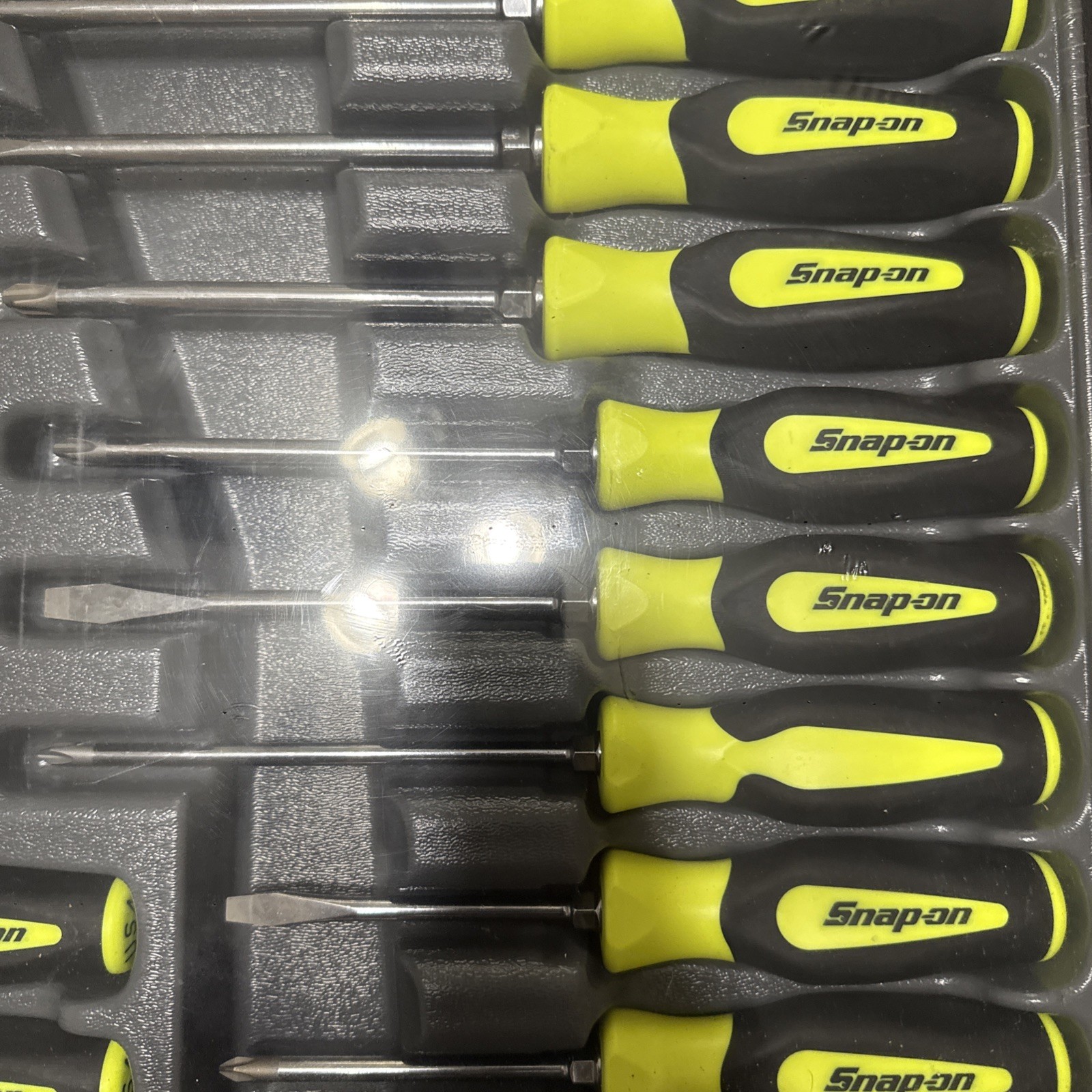 SNAP ON TOOLS USA SGDX120BHV 12pc HI-VIZ YELLOW Soft Grip Combo Screwdriver Set+
