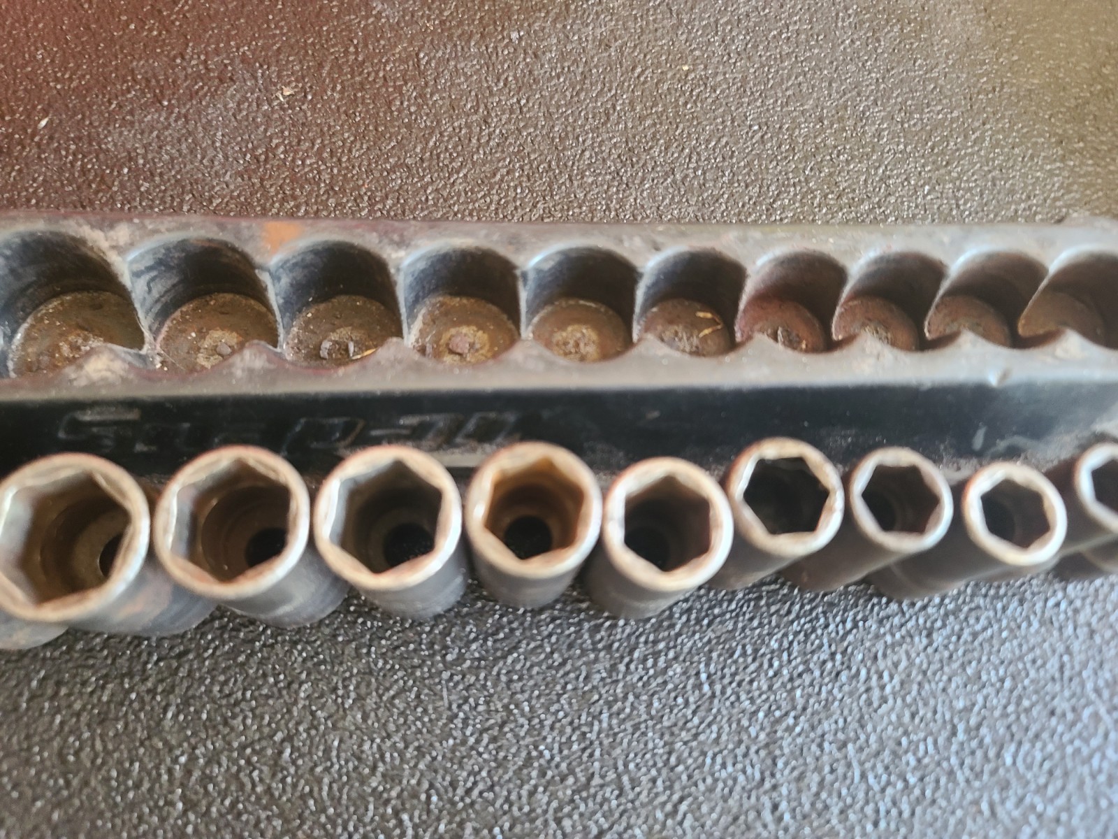 Snap On 12pc Metric Semi Deep Impact Socket Set 8-19mm