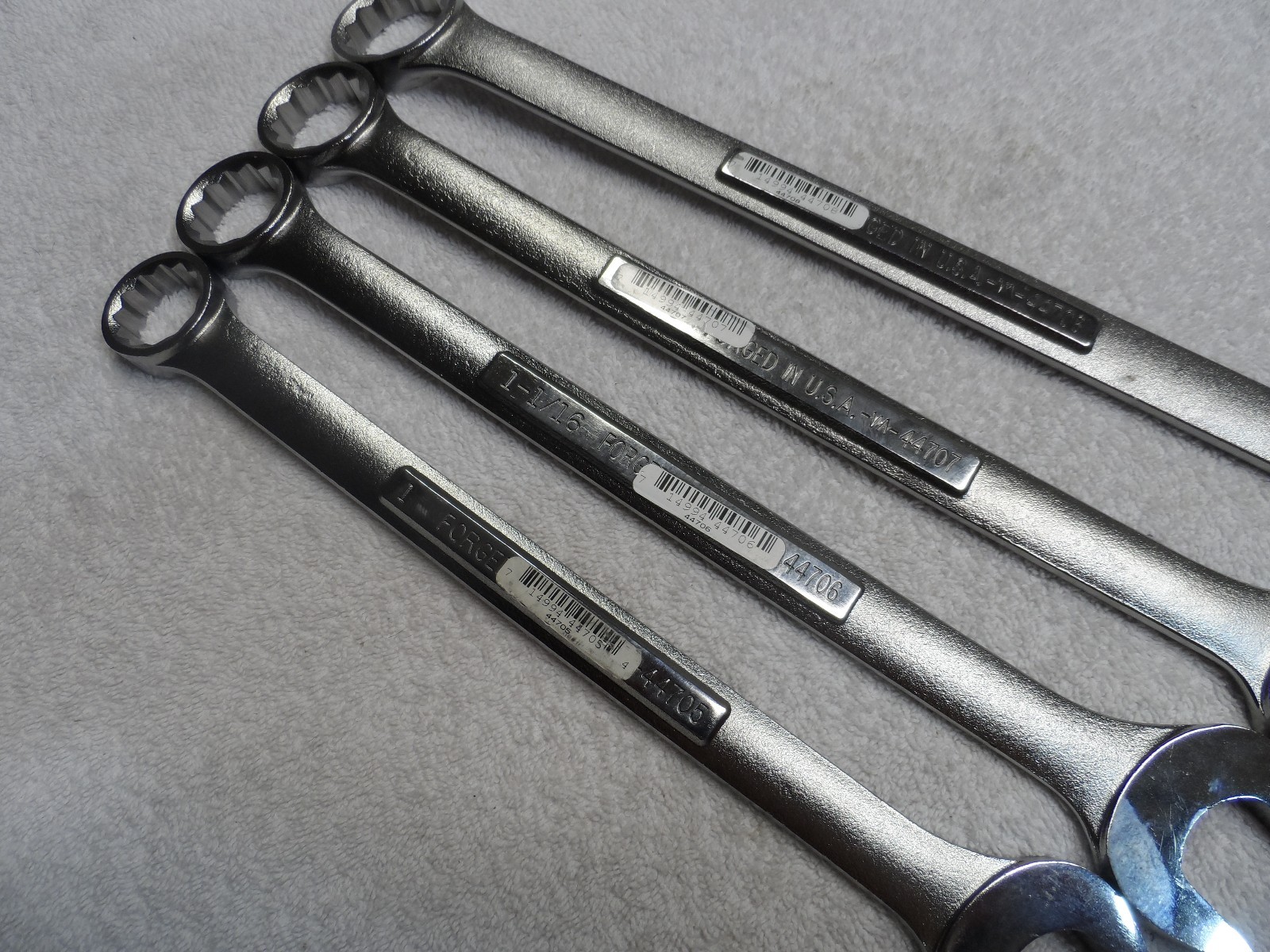 Craftsman SAE Combination Wrench Set, USA NOS, 12 pt (1″ – 1 1/4″) – 4 pcs