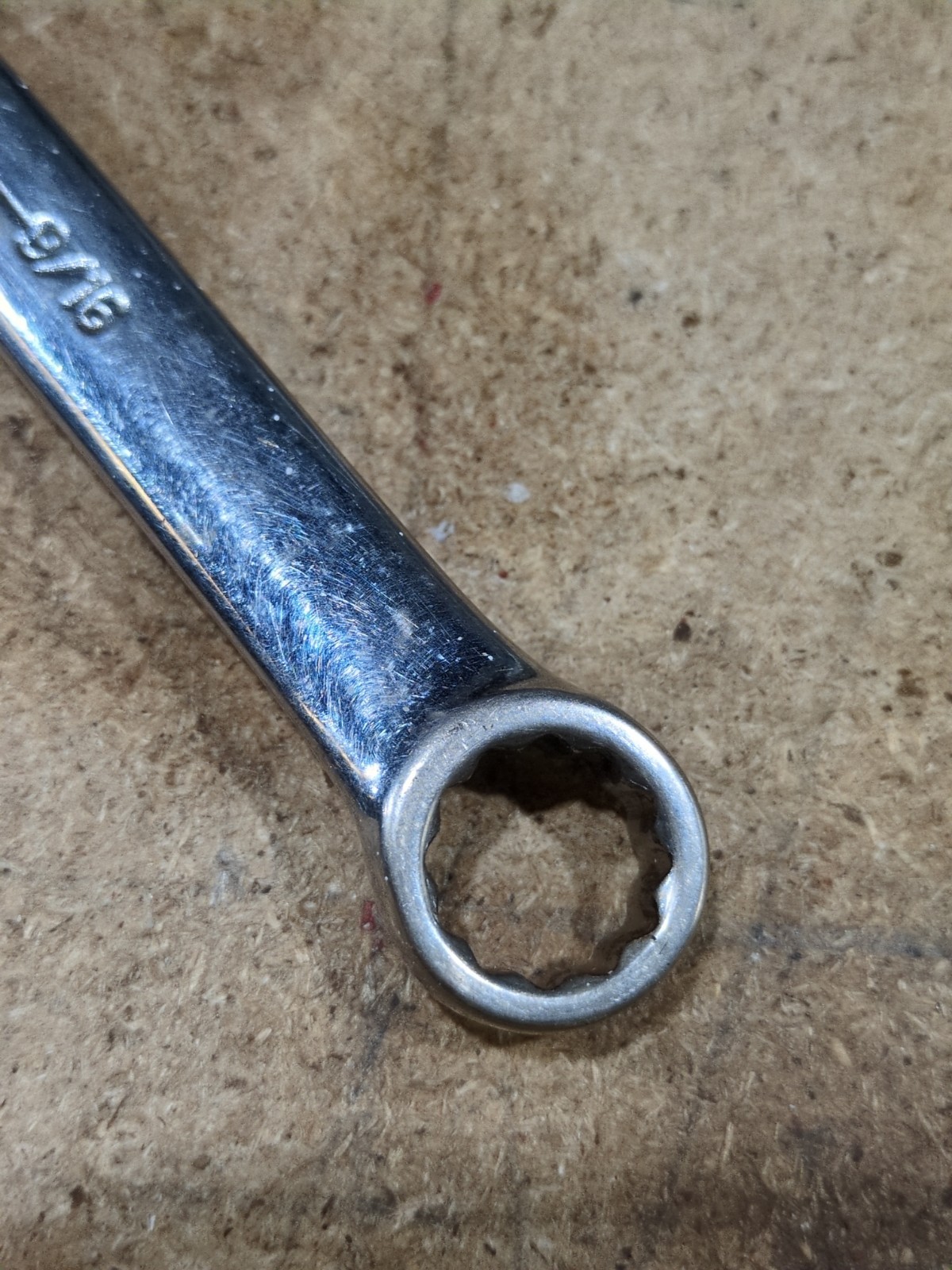 Armstrong 25-218 9/16-in Long SAE Combination Wrench Tool 12 Point Made in USA