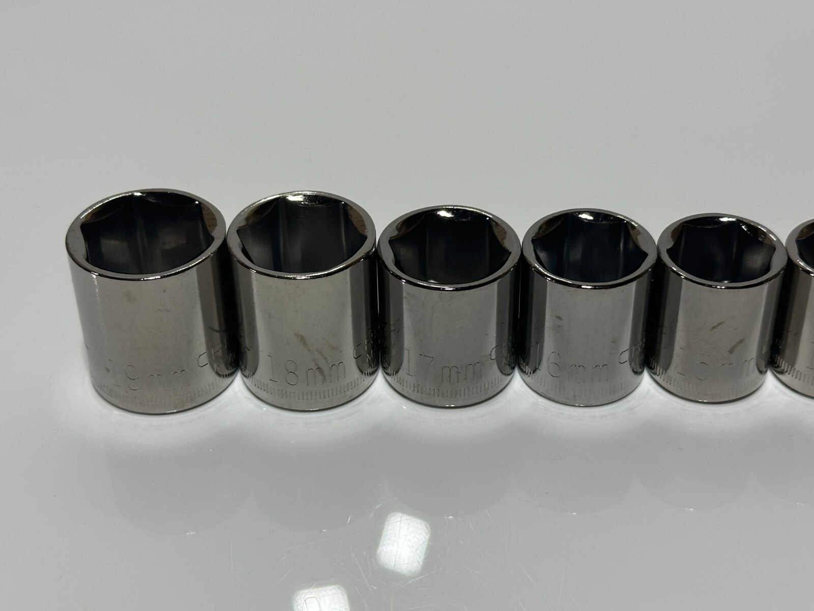 Craftsman USA New NOS 10pc Metric 10-19mm Shallow Socket Set – 3/8″ Drive – 6 PT
