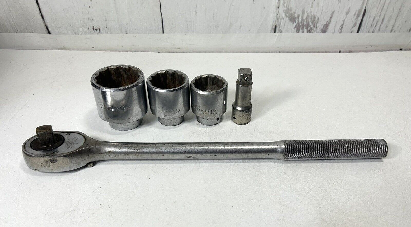PROTO PROFESSIONAL 5649 3/4″ DRIVE CLASSIC RATCHET WRENCH 20″ WITH 3 SOCKETS