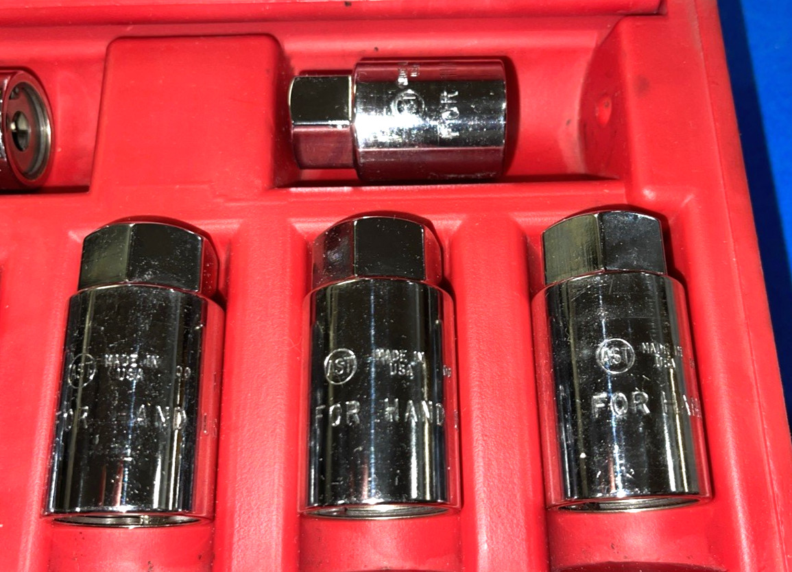 AST TOOLS 7 PIECE MULTI DRIVE STUD EXTRACTOR/ INSTALLER SAE/METRIC SET