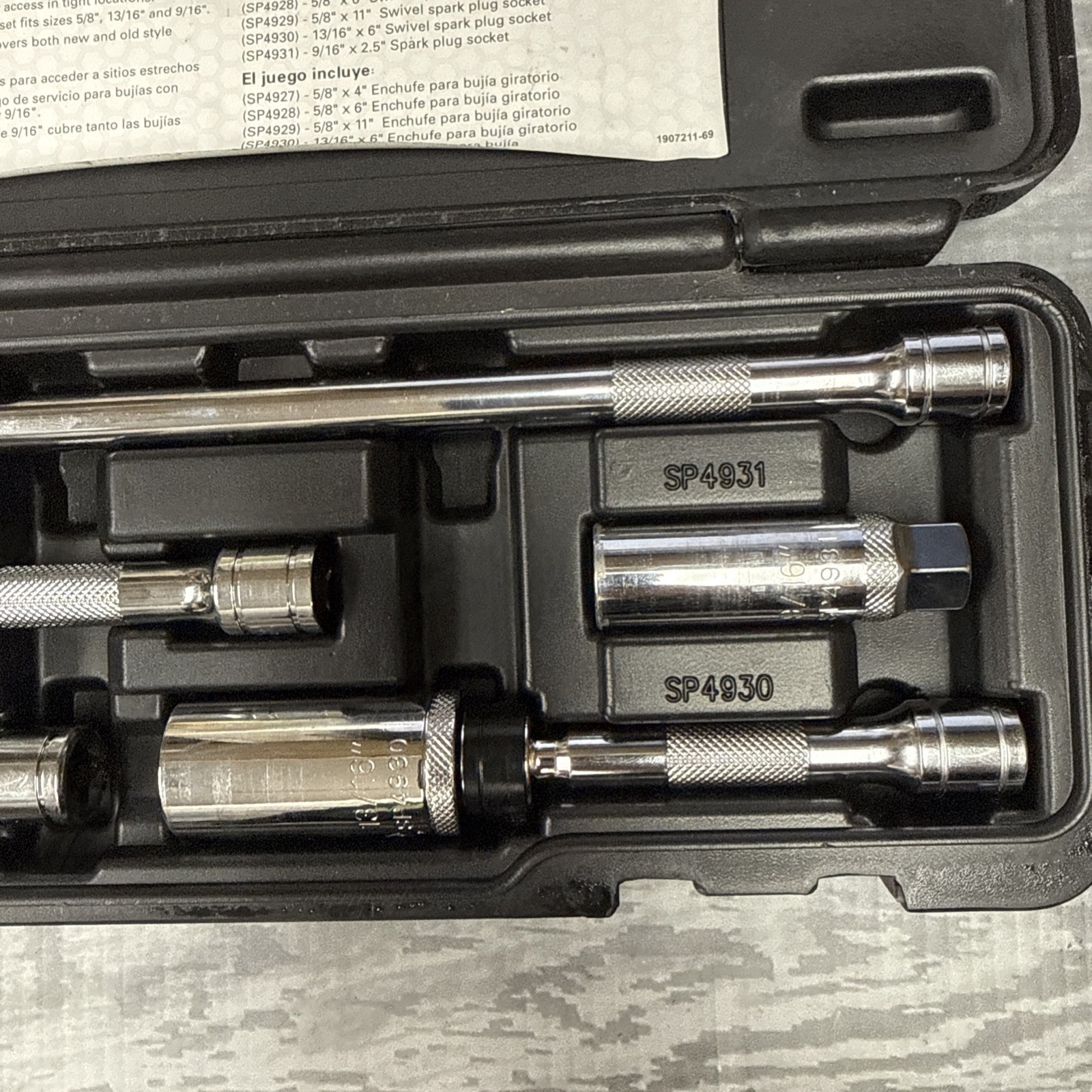 Matco Tools SPK5M Magnetic 5pc Spark Plug Service Set with Case