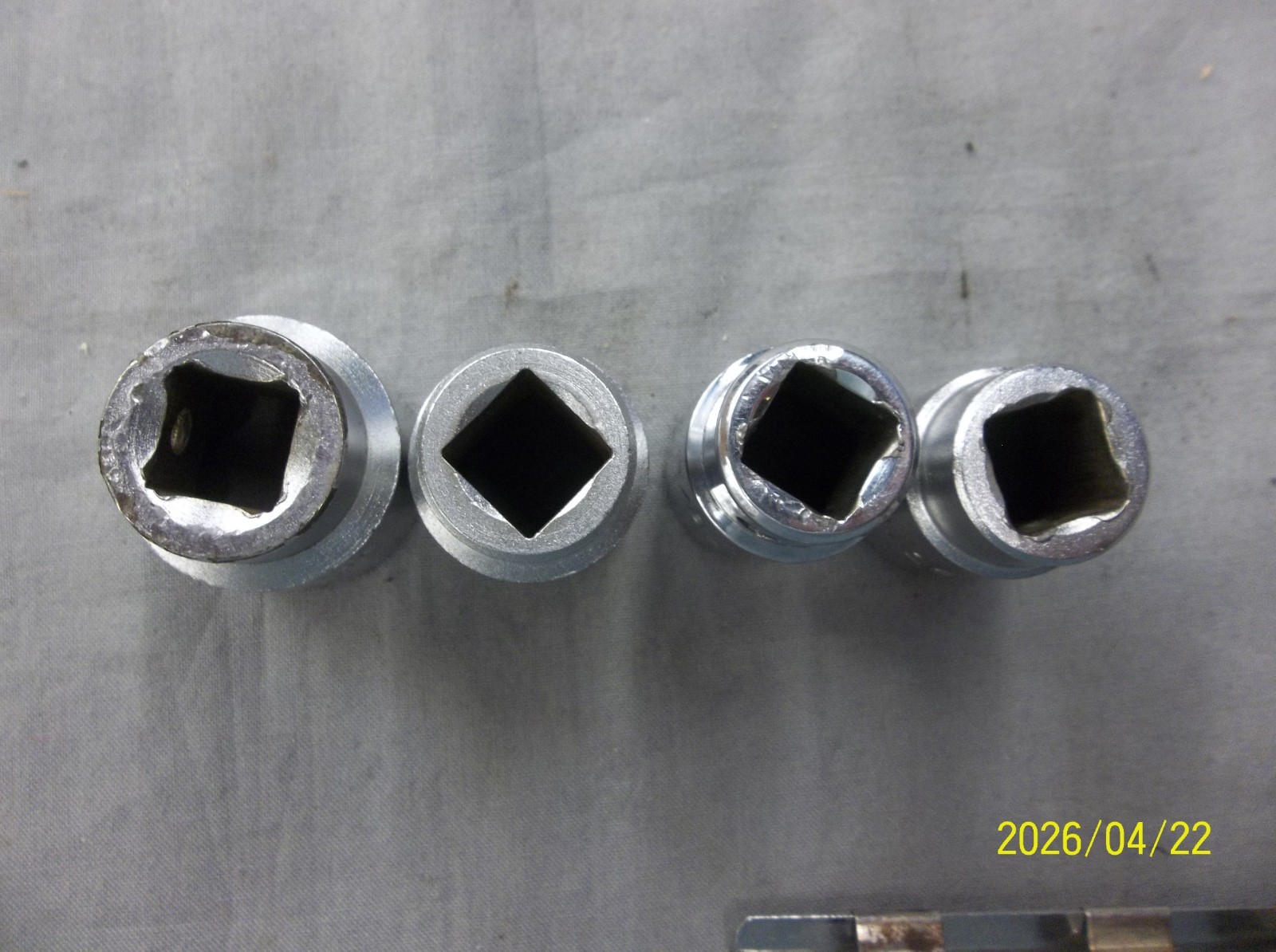 4 – Mac Tools 8 PT. USA 1/2″ Drive Chrome Sockets SAE V SERIES