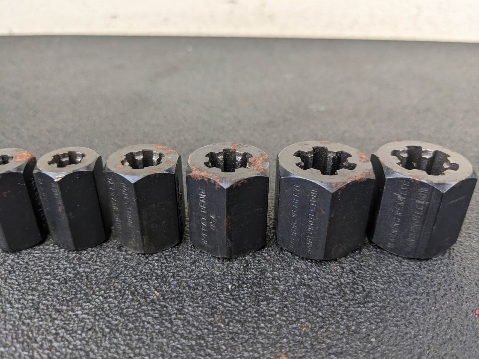 #bp460 Lisle Tool 19250 6pc Stuck Bolt Nut and Stud Remover Set