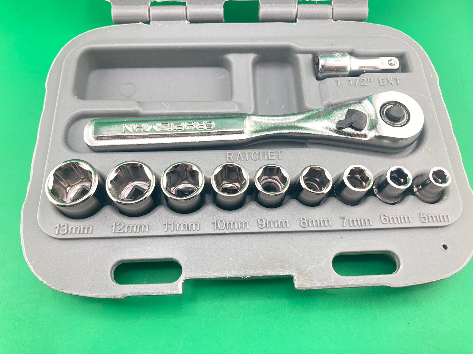 Craftsman USA NEW 11Pc. 1/4” Metric 5mm-13mm 6Pt. Socket Ratchet Set 34861 (NOS)