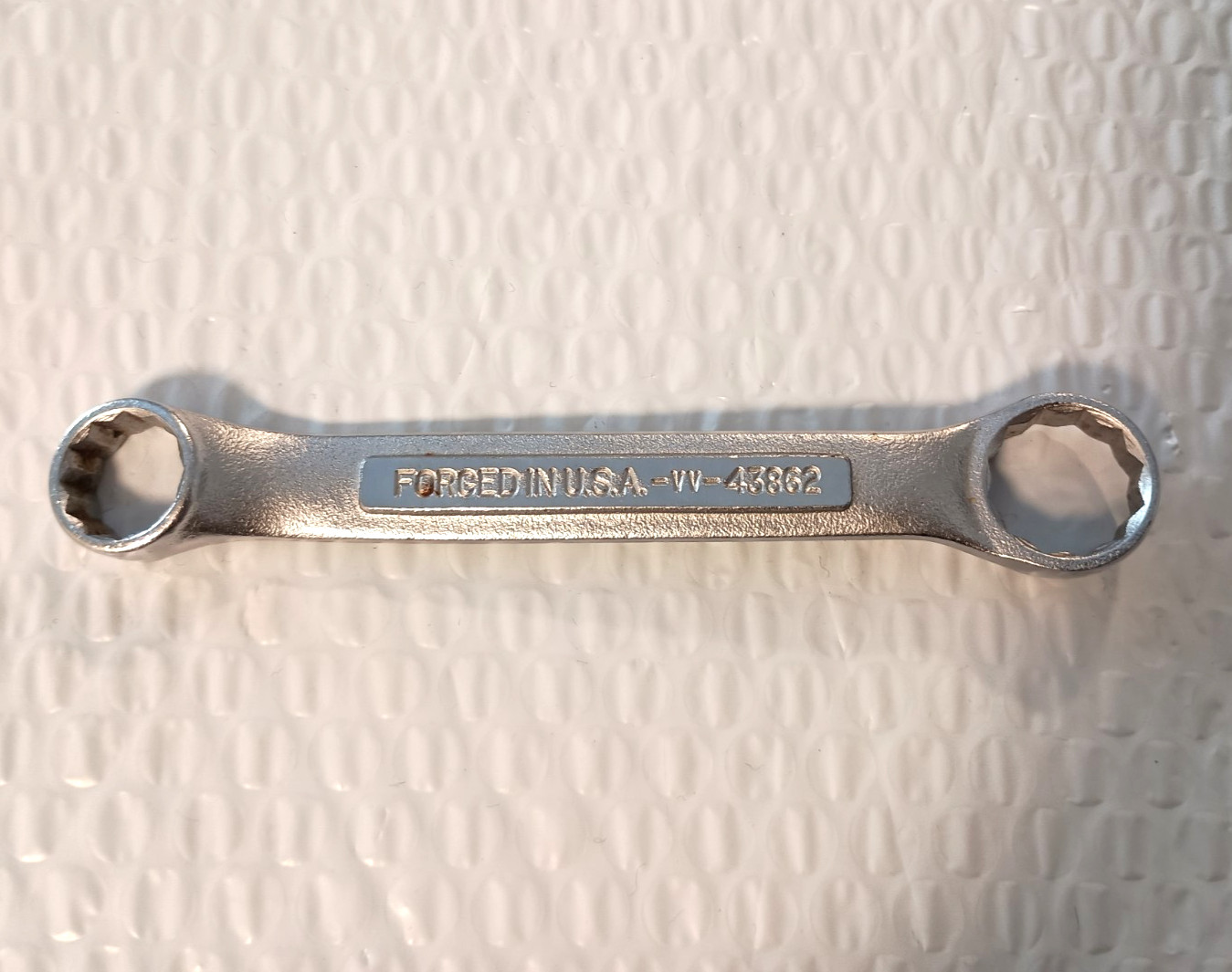 CRAFTSMAN TOOLS VV43862, 5/8″ x 3/4″ DOUBLE BOX WRENCH, 6″ LONG, 12 POINT.
