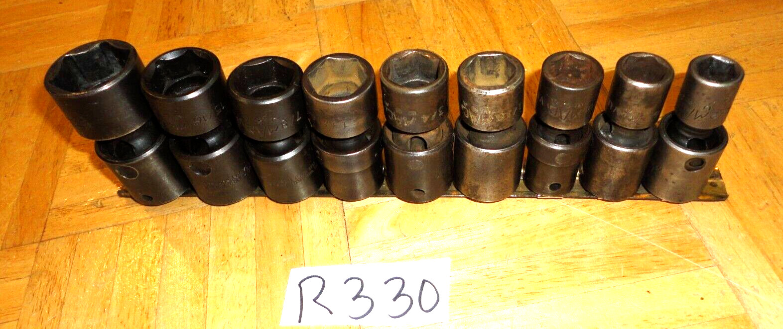 MAC TOOLS 9 PIECE 1/2 DRIVE SAE. SWIVEL IMPACT SOCKET SET 1/2 TO 15/16, 1-1/8