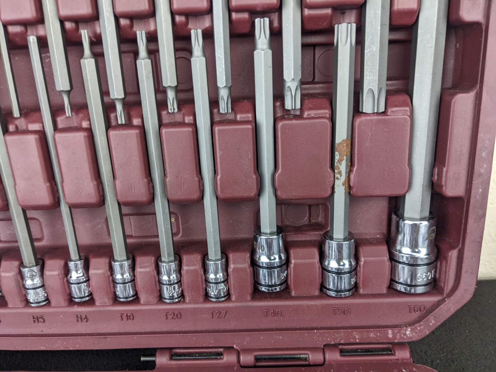 #bo052 Matco Tools 75 Piece Master ADV Hex/Torx Bit Socket Set Model SBS75VA