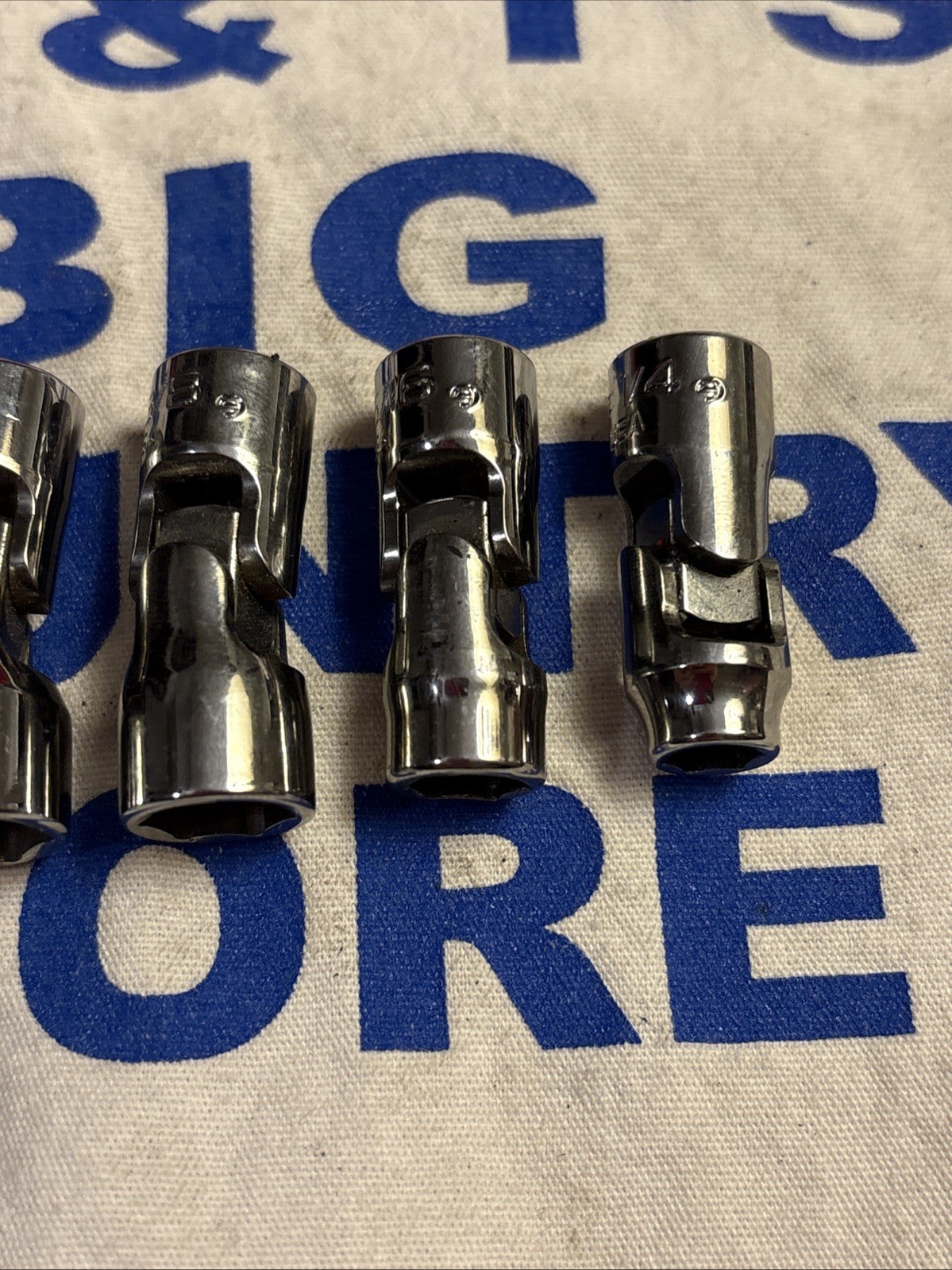 Snap-on 1/4″ Drive Shallow Universal Socket Set (1/4, 5/16, 3/8-9/16″) 106TMUSA
