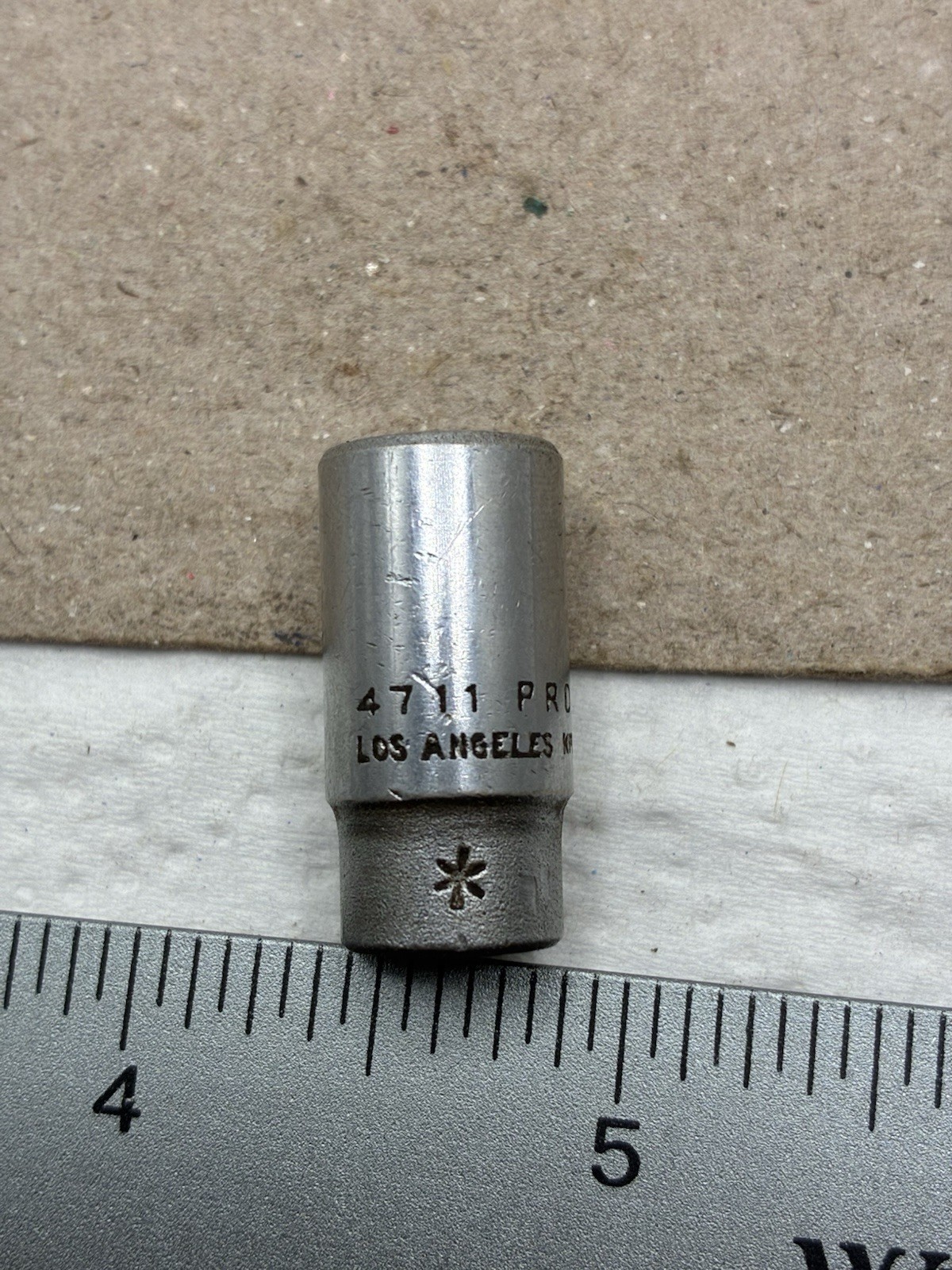 Vintage Proto 4711 11/32″ Socket 1/4″ Drive 6 Point Los Angeles USA