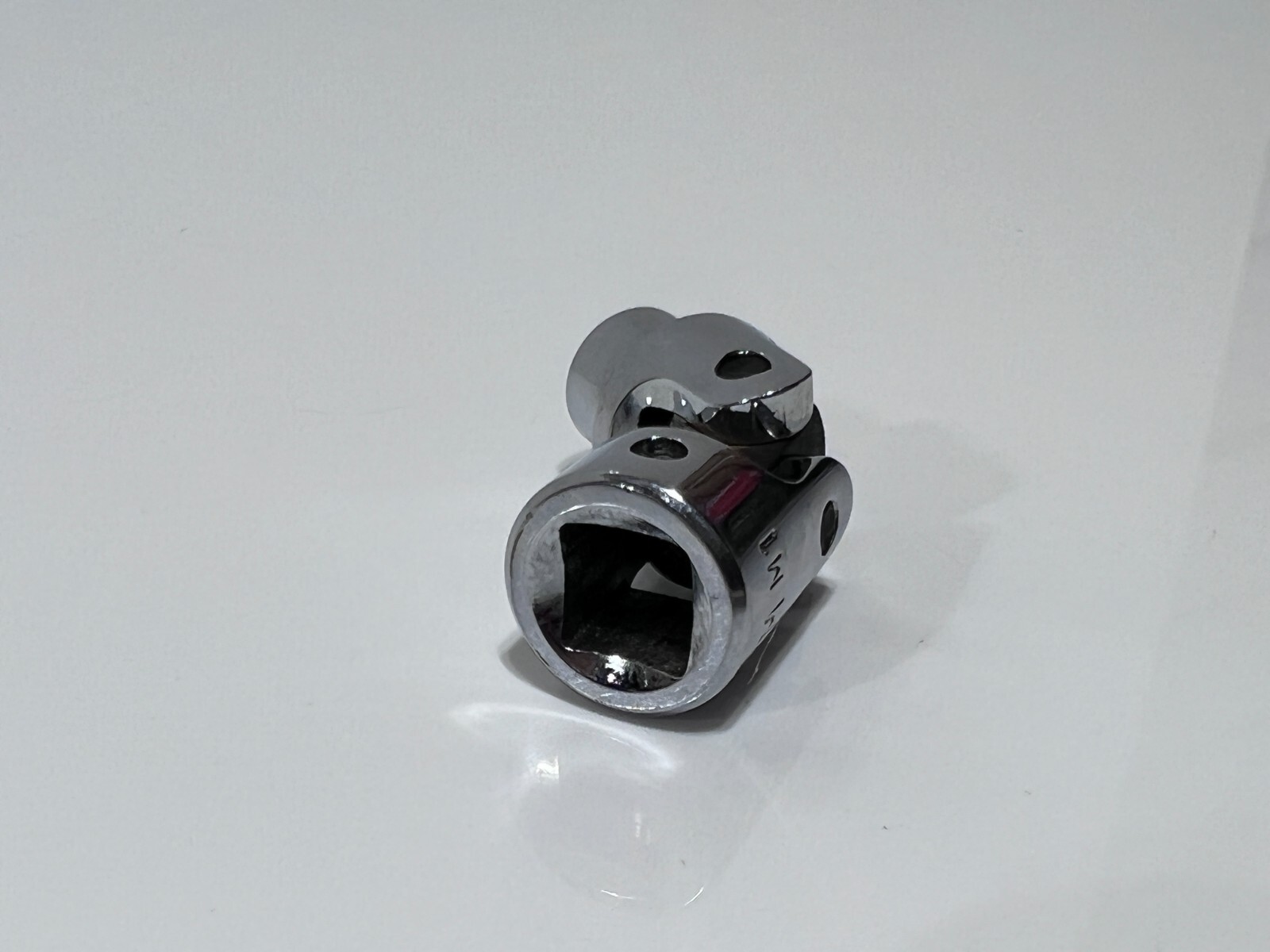 MAC Tools USA MU66MM 6mm Metric Swivel Universal Socket – 1/4″ Drive – 6 Point