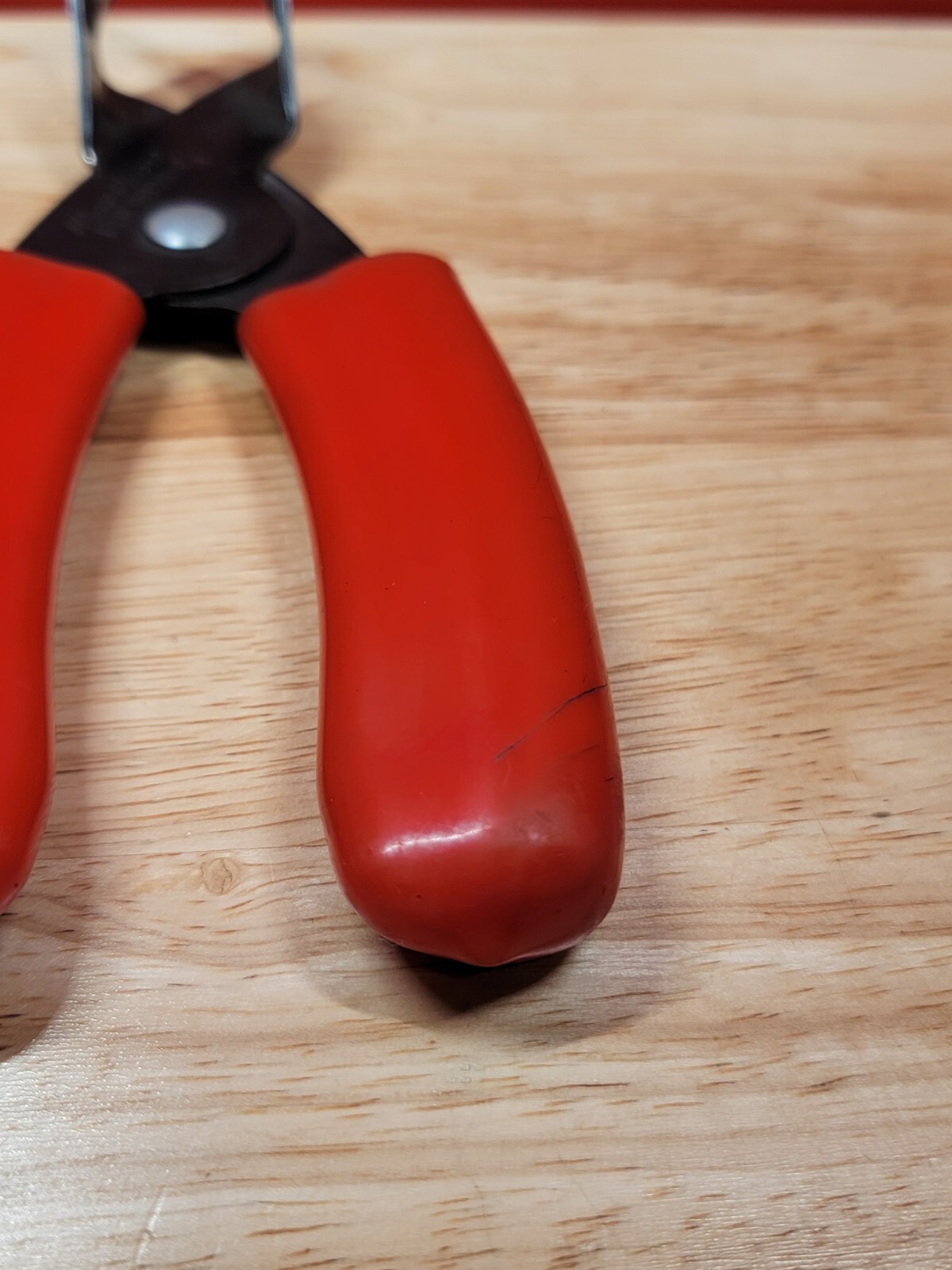 Blue-Point Tools 9055-2 Fuel Line Hose Disconnect Pliers FIH9055-2 Red