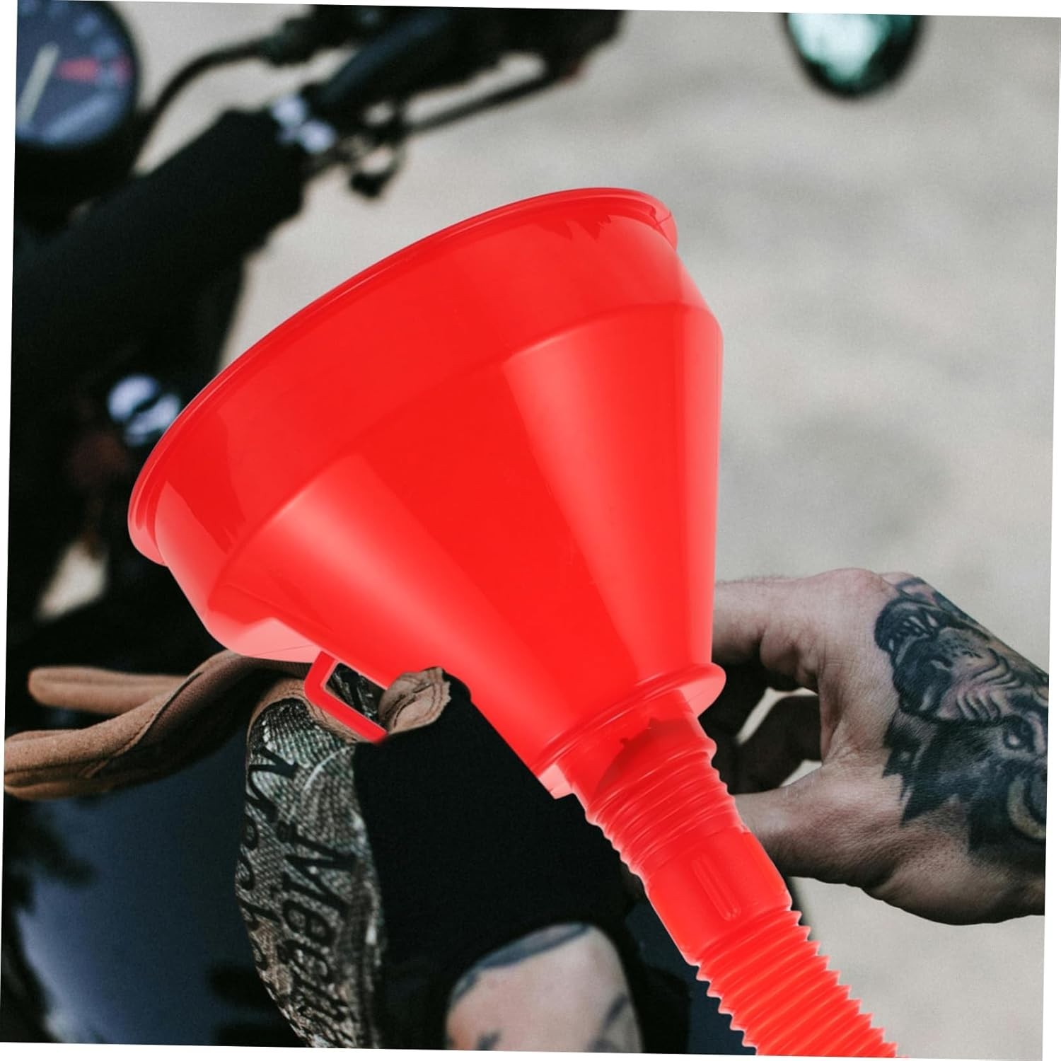 Automotive Funnel with Hose 165mm Plastic Oil Funnel for Oil Change Capless Gas