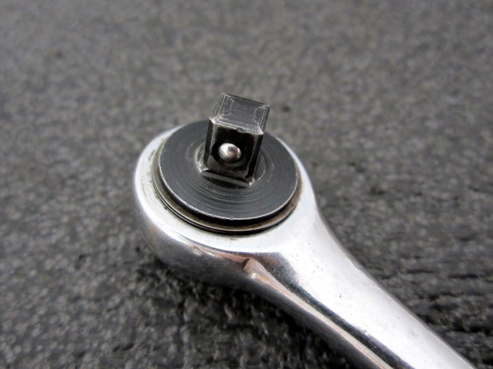 Vintage Easco 1/4″ Drive Ratchet 711103 Smooth Handle Made in USA