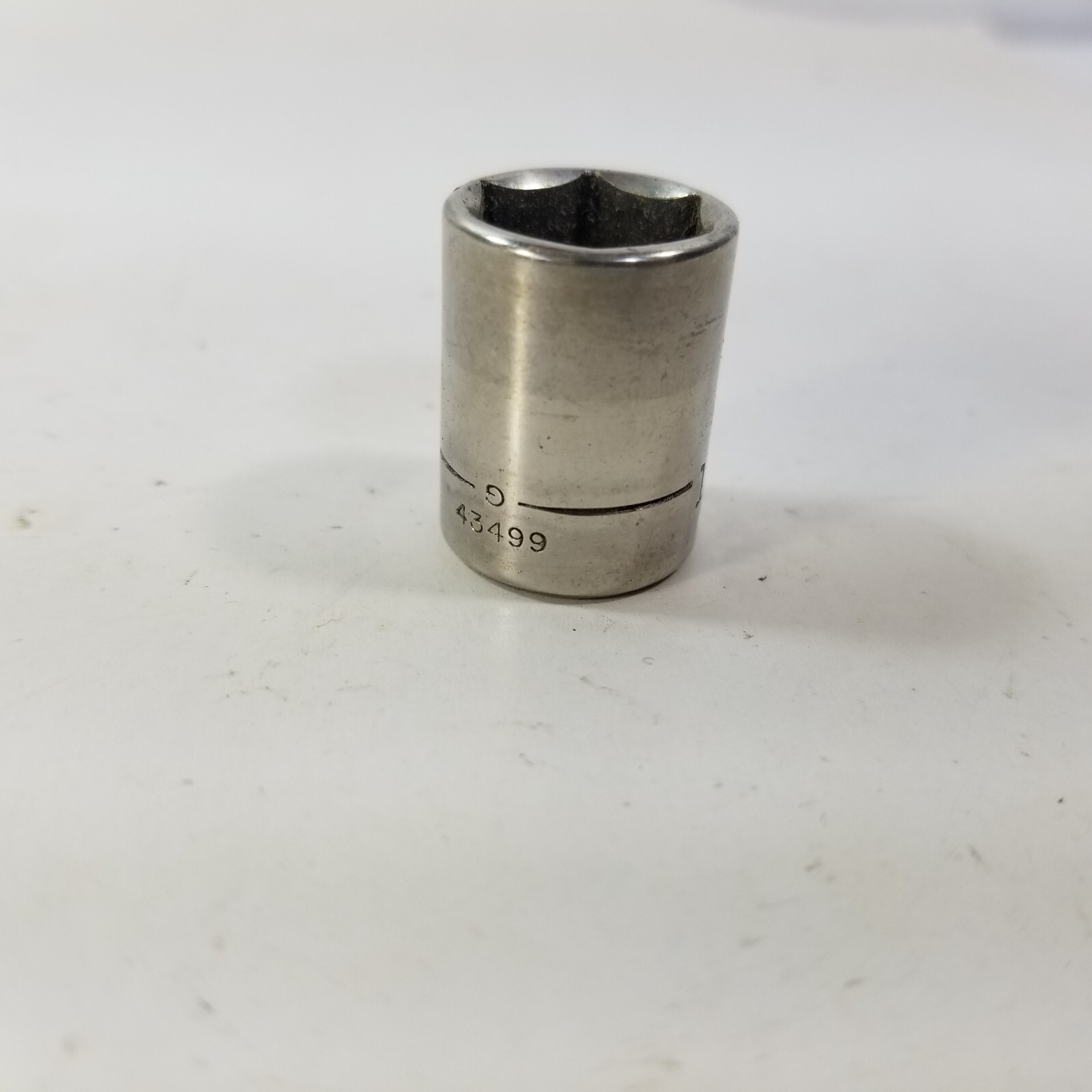 Craftsman USA 1/2″ 6 Point 1/4″ Drive Shallow Socket 43499 Inverted G Series