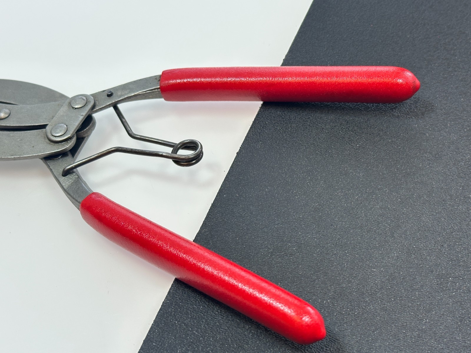 🇺🇸 Snap-on Tools USA RED Soft Grip High-Leverage Snap Ring Pliers, SRP5C
