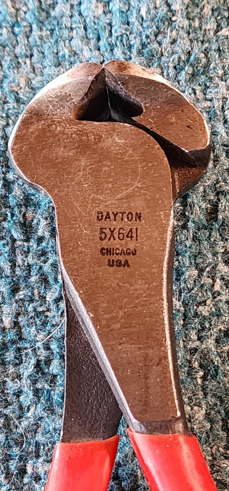 Vintage Dayton Chicago USA, 7.5″ End Knippers Cutters Red Handle 5X641 Preowned