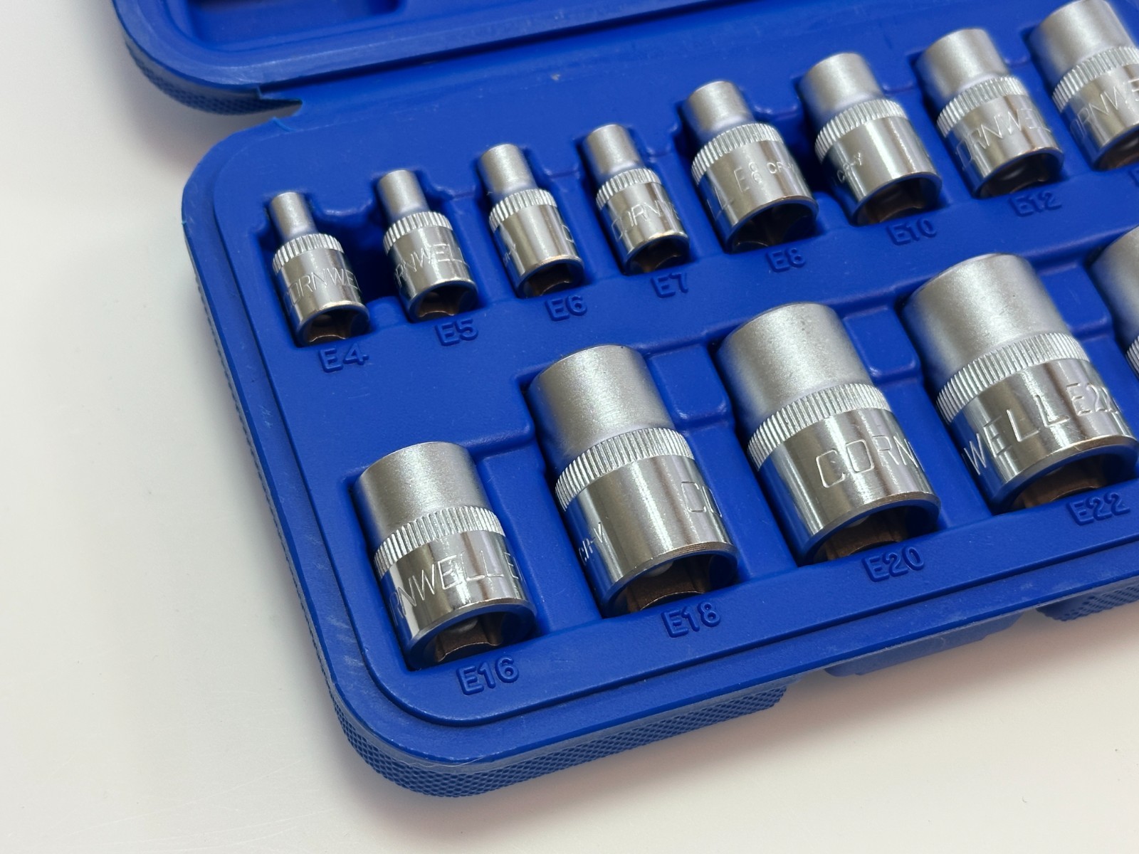 Cornwell CBSTXI13023S 13pc 1/4”, 3/8” & 1/2” Drive Inverted Star Bit Socket Set
