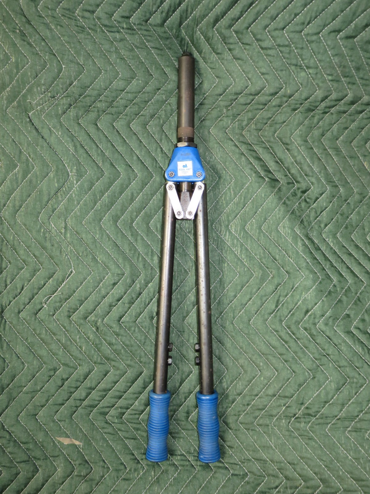 Vintage Tool Aid 19800 1/4″ Heavy Duty Riveter Rivet Gun Steel & Aluminum Rivets