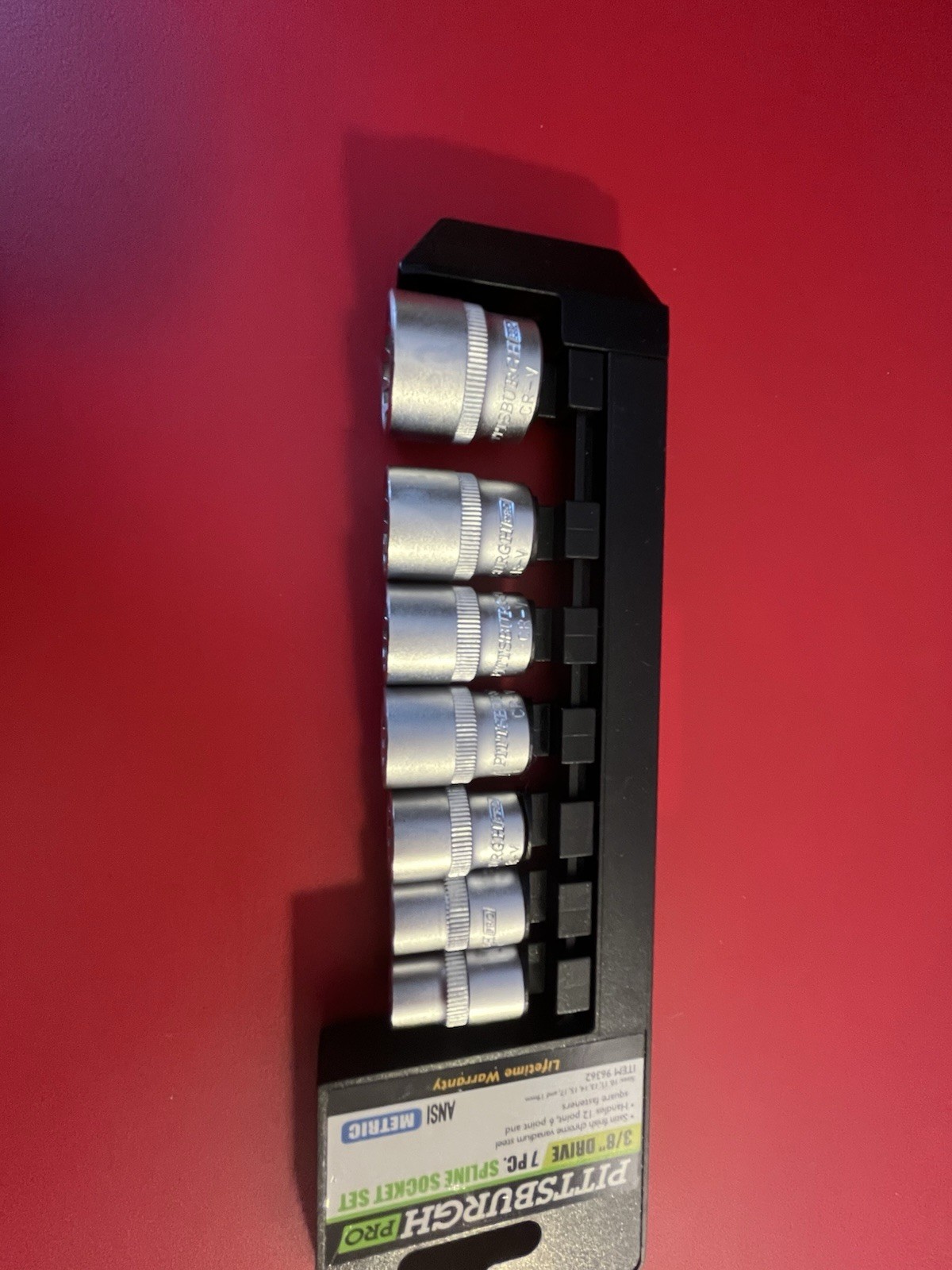Pittsburgh Pro 3/8″ drive. 7pc spline socket Set 12 point 6 point & square faste