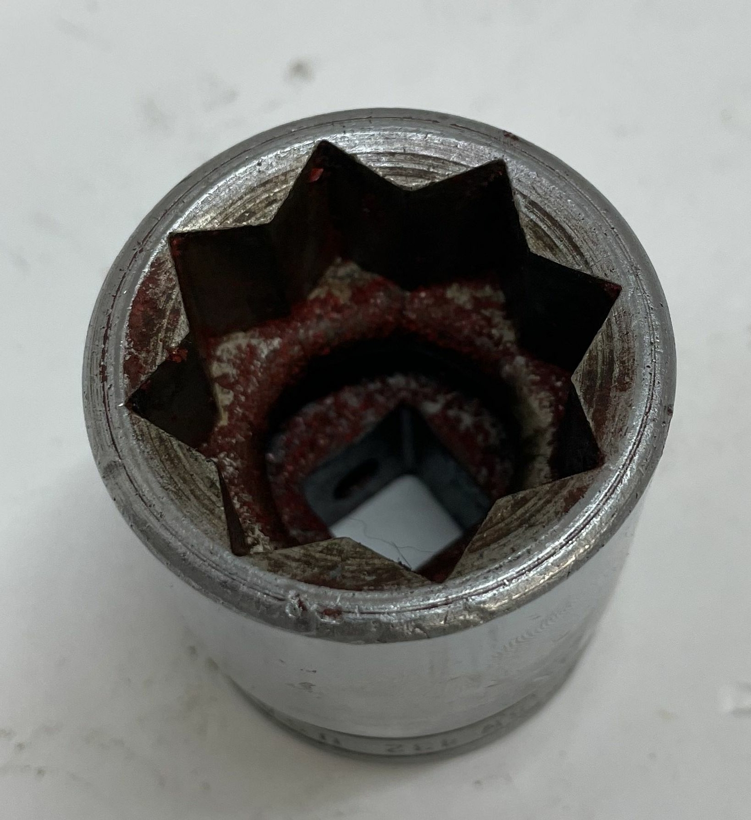 Snap-On Tools 1/2 Drive 1 Inch Shallow Chrome 8 Point Socket SAE SW432 USA