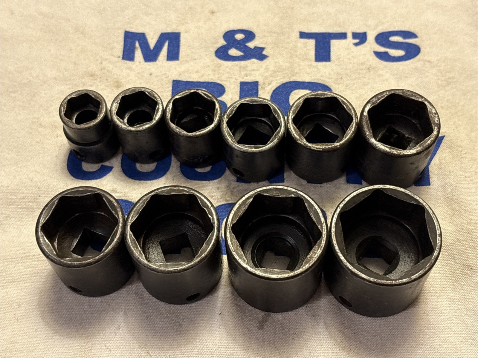 Snap-on Tools USA 3/8″ Drive 6pt 10pc SAE Shallow Impact Socket Set 212IMFYA