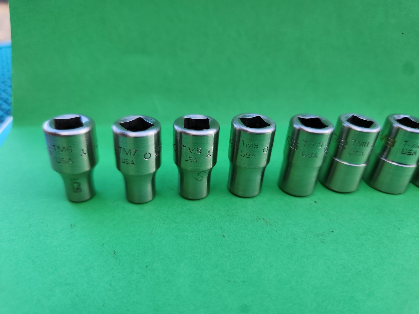 10 Pc. Snap-on 110TMY Socket Set 1/4″ Dr. ~ 6 Pt. 3/16″ – 9/16″ TM6-TM18 F5