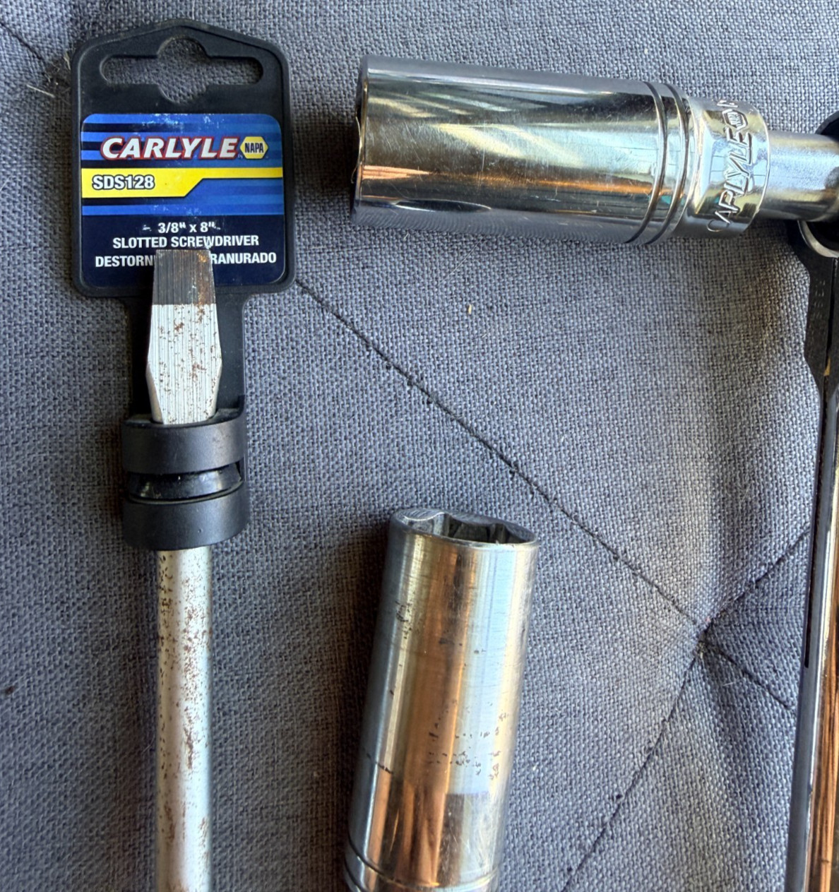 CARLYLE NAPA R38S100 3/8″Drive Swivel Head Ratchet W/Sockets,Screwdriver,Adapter