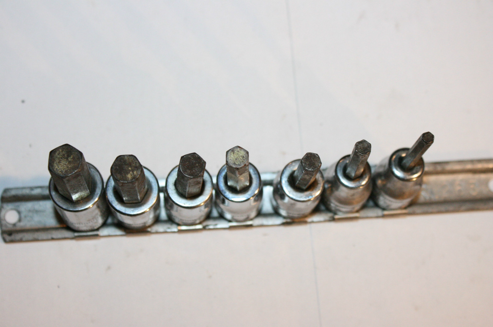 SNAP-ON TOOLS 3/8″ DRIVE METRIC STANDARD HEX SOCKET DRIVER SET 7pc 4-10MM