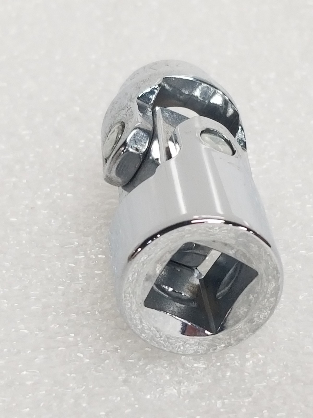 S-K 40662 Flex Socket 3/8″-Drive 12-Pt SuperKrome Finish Size-3/8″ Made in USA