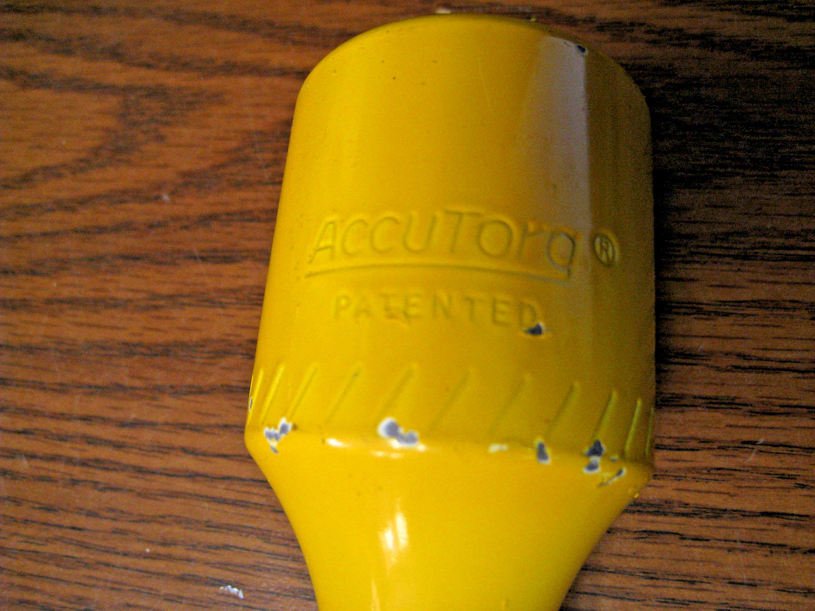 ACCUTORQ ACC-20-3911 1″ DRIVE 13/16″ 475 FT LBS 650Nm YELLOW TORQUE SOCKET