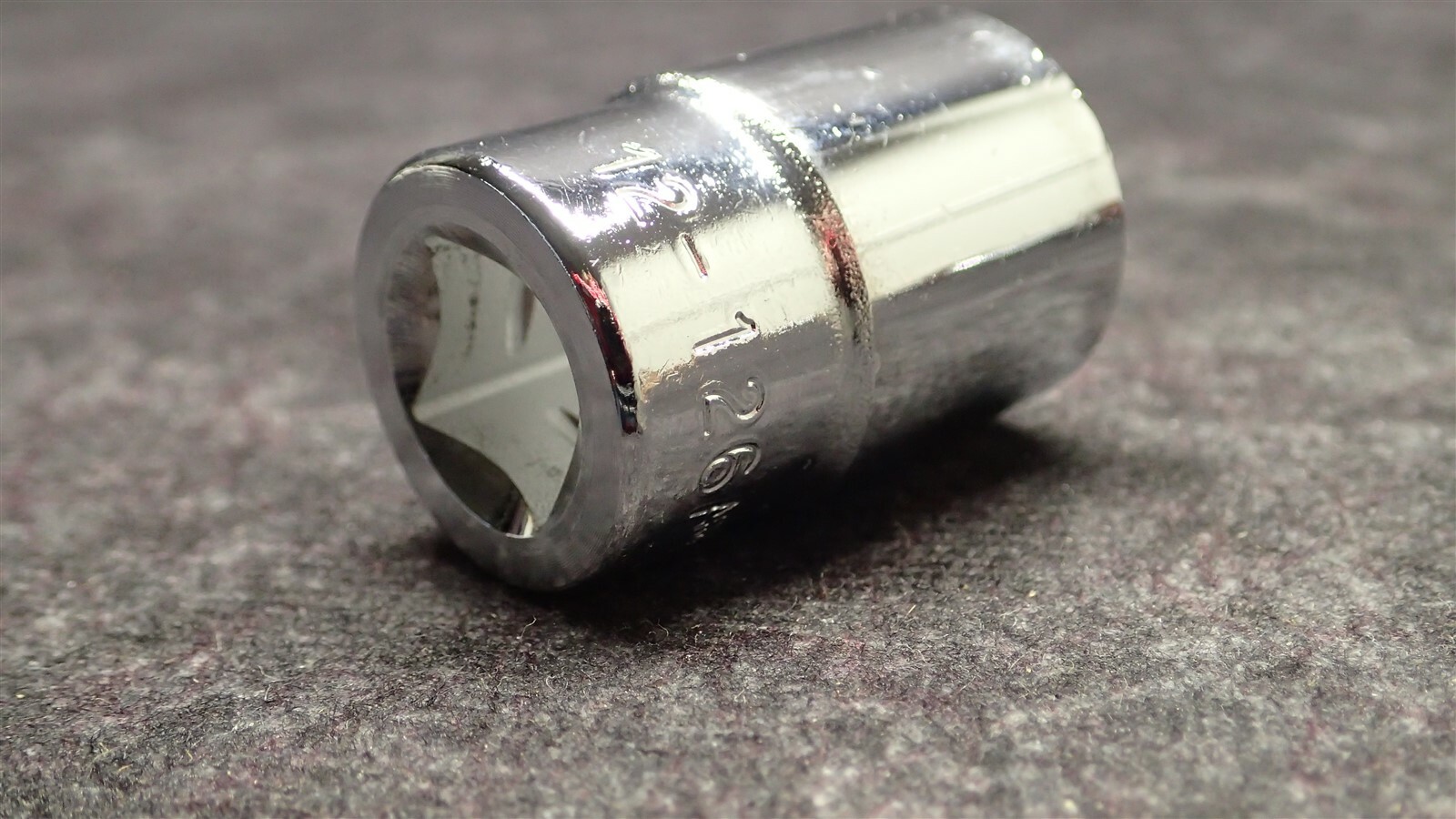 ARMSTRONG 3/8″ Drive, 13/16″ Standard Hand Socket, 12 Pts 12-126 (BN127)