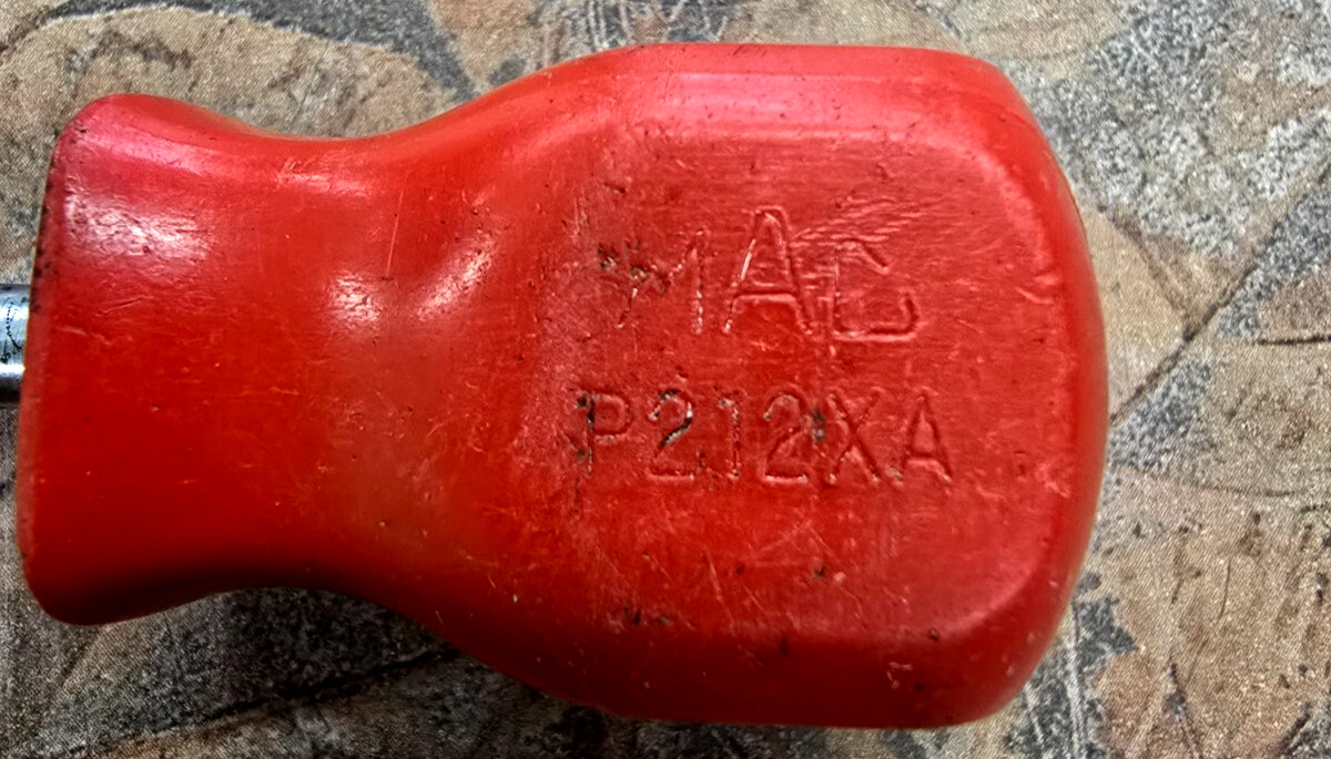 Mac P212XA – Stubby #2 Phillips Screwdriver