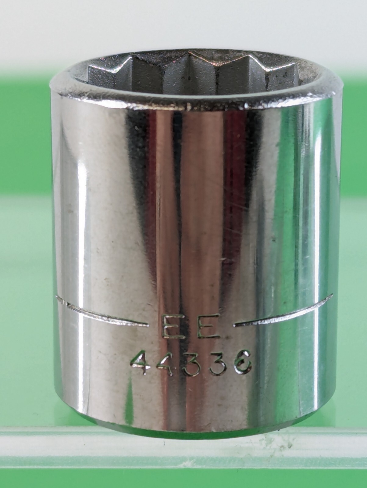 Craftsman USA 11/16″ 12 Point 3/8″ Drive Shallow Socket 44336 EE Series