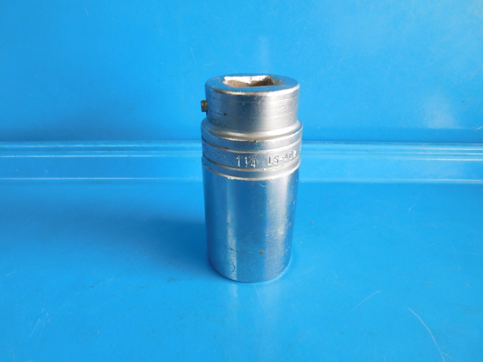 USED, SNAP ON TOOLS ( 1-1/4 IN ) DEEP 3/4 IN. DR. 6 PT. SOCKET, PART #LS402